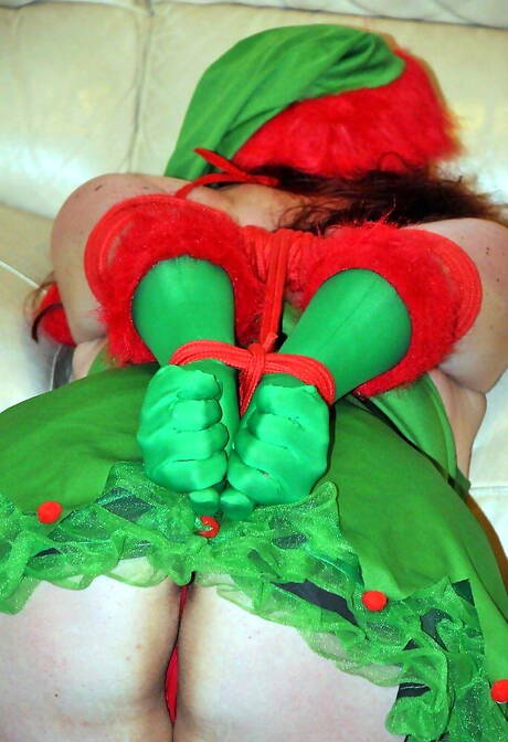 blackfoxbound invite you to explore free xxx photos featuring elegant woman in humilation session