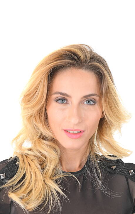 iStripper invites you to browse their xxx photos with Cara Mell xxx gallery 28461